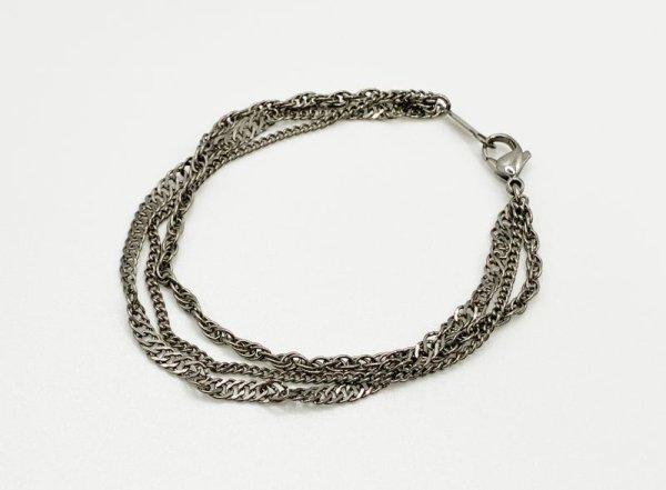 チタンチェーン 3連ブレスレット EPEREGON(エペレゴン)・EGERUNON