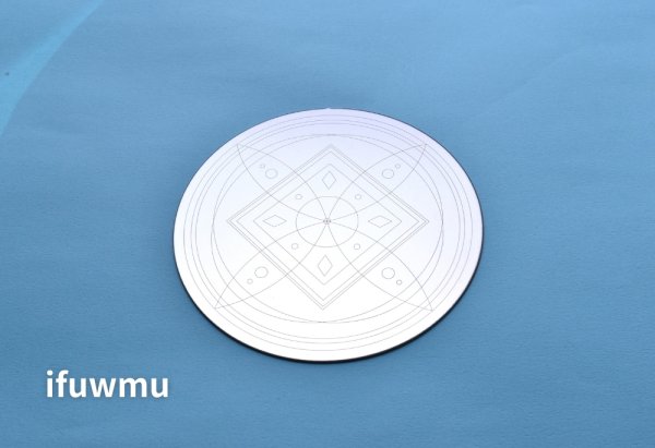 足立育朗 FALF製品 ifuwmu(いふうむ)・fuwium(ふうぃうむ